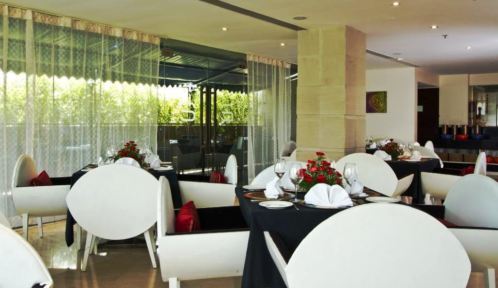 Hotel 1